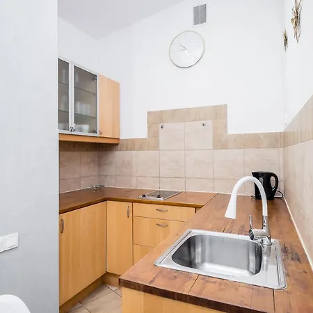 Royal City 2 Apartment *